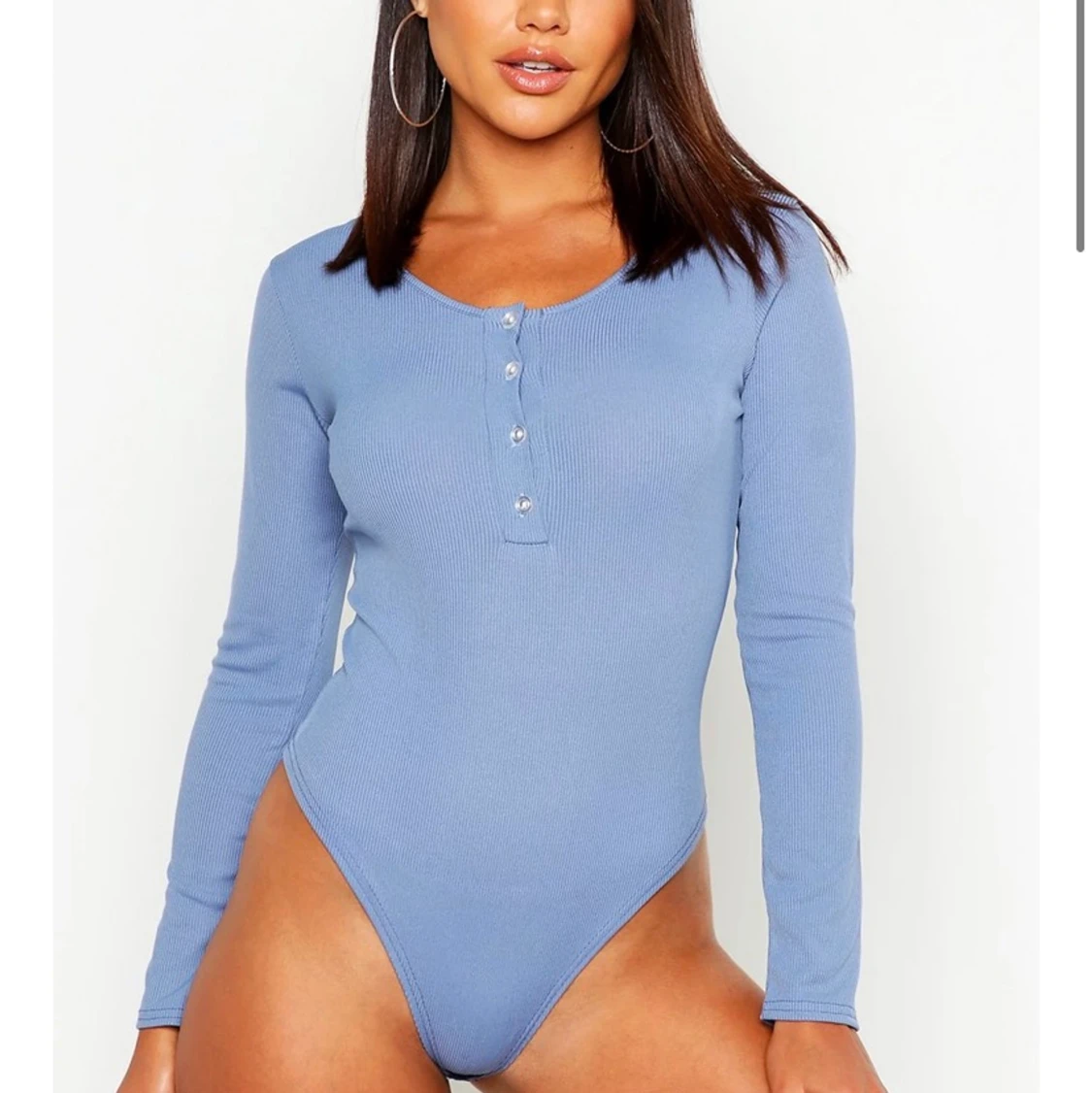 Ribbad svart långärmad tröja