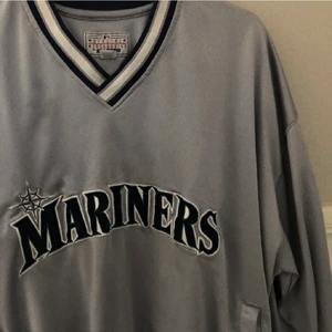 Baseball collage sweatshirt  - Baseball collage sweatshirt, passformen är normal.