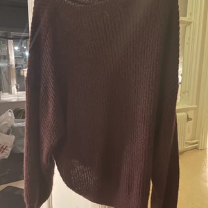 lila stickad tröja  - storlek 36 ☺️