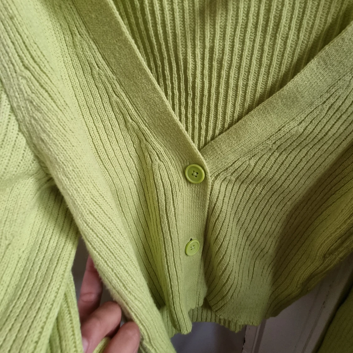 Limegrön stickad tröja - 90