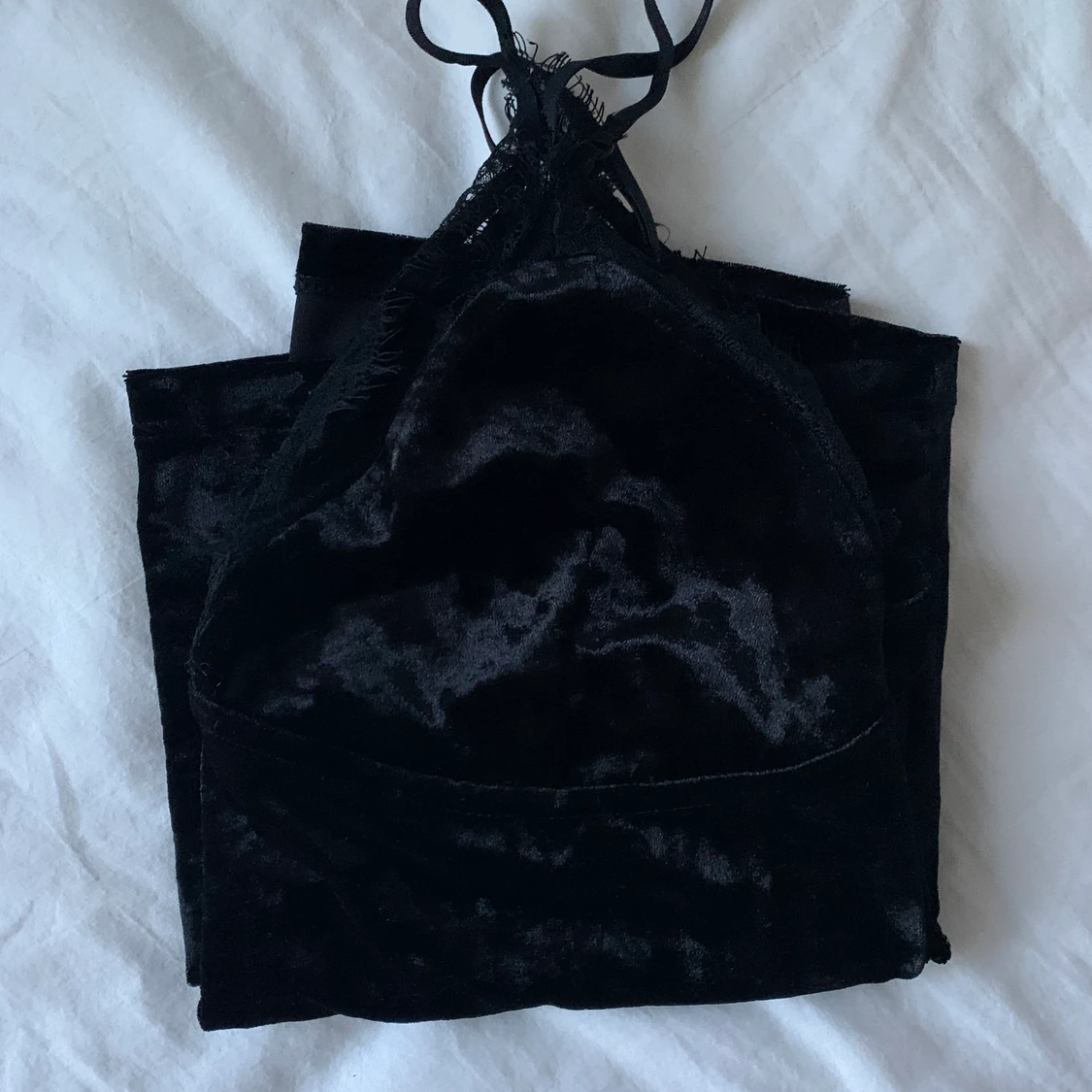 Sammetlinne med spets - 91