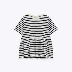 Zara t-shirt - Superfin t-shirt från zara, aldrig använd! Kontakta privat för mer info💓