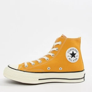 Converse Chuck 70 "vintage" canvas  - Lätt använda, kan skicka bild på dem också om det behövs!