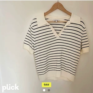 Somrig & other stories tröja - Så fin tröja från & other stories i storlek S. Superbra skick. Skriv för fler bilder 🦦🦦 köpt på plick