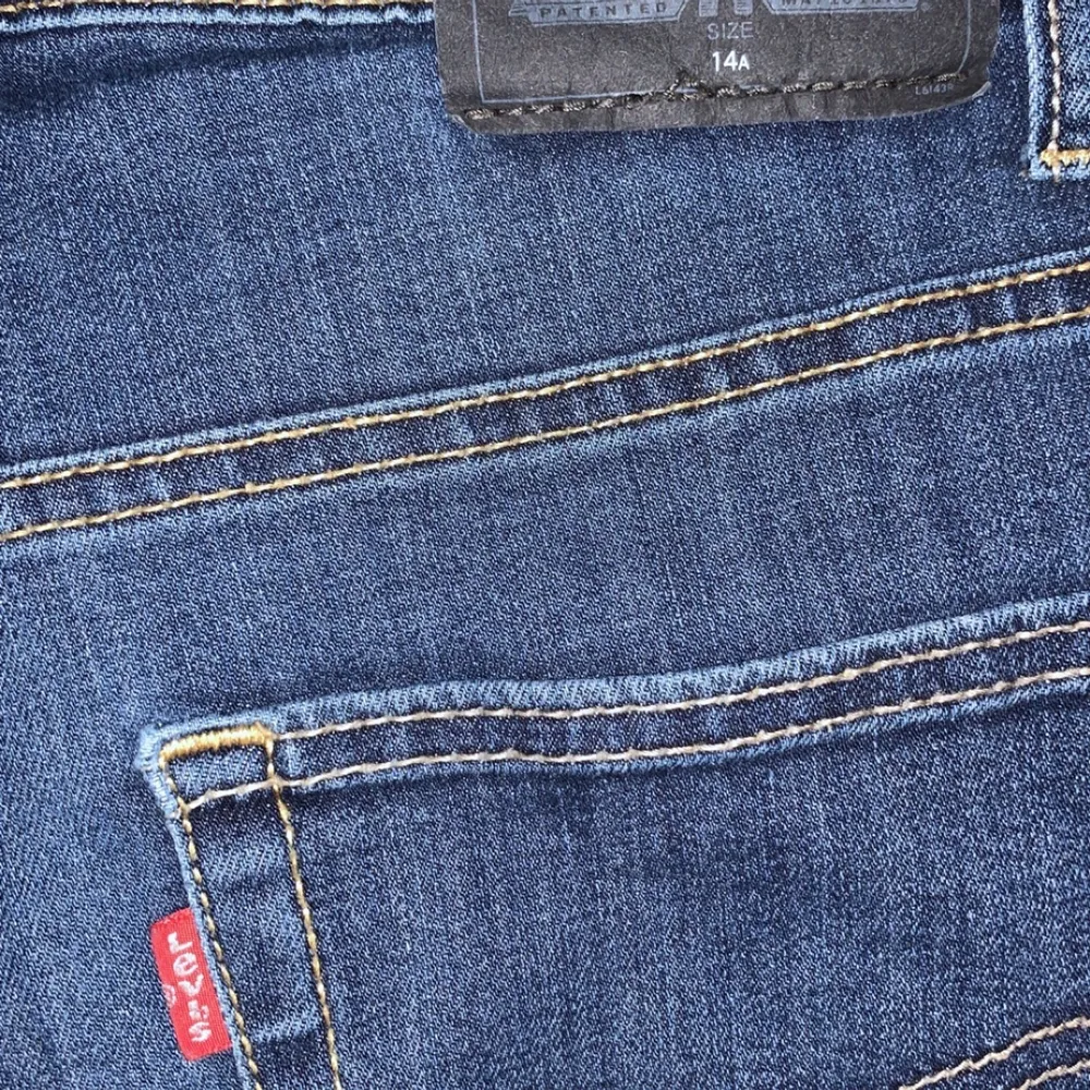 Levis jeans modell 511. Storlek 14År. Bjuder på frakt!. Jeans & Byxor.