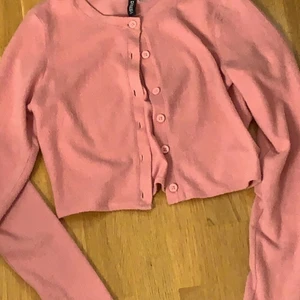 Rosa topp från H&M - Har tröttnat på den och redo för att säljas :)