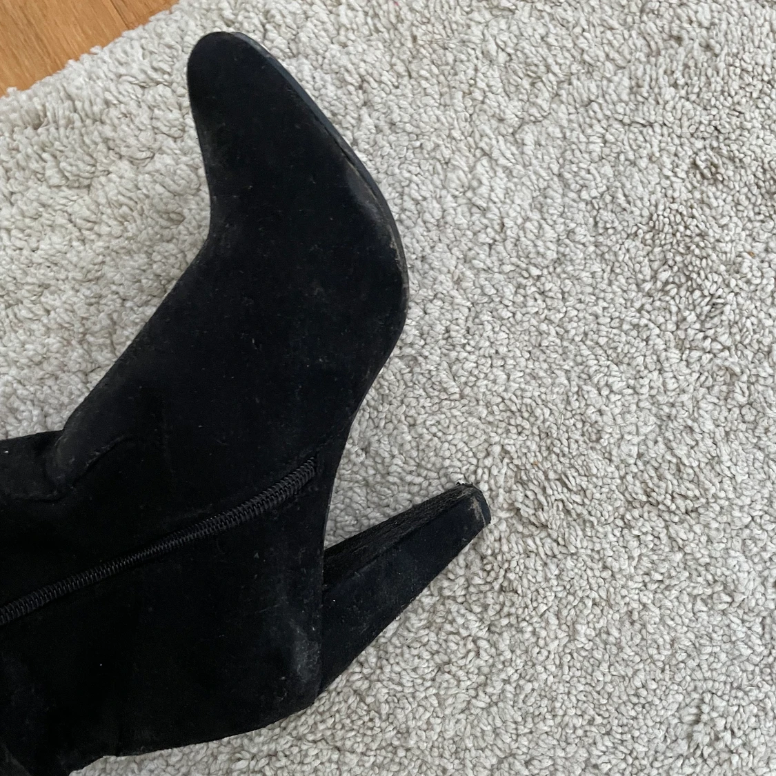 Svarta overnee stövlar med hög klack - 90