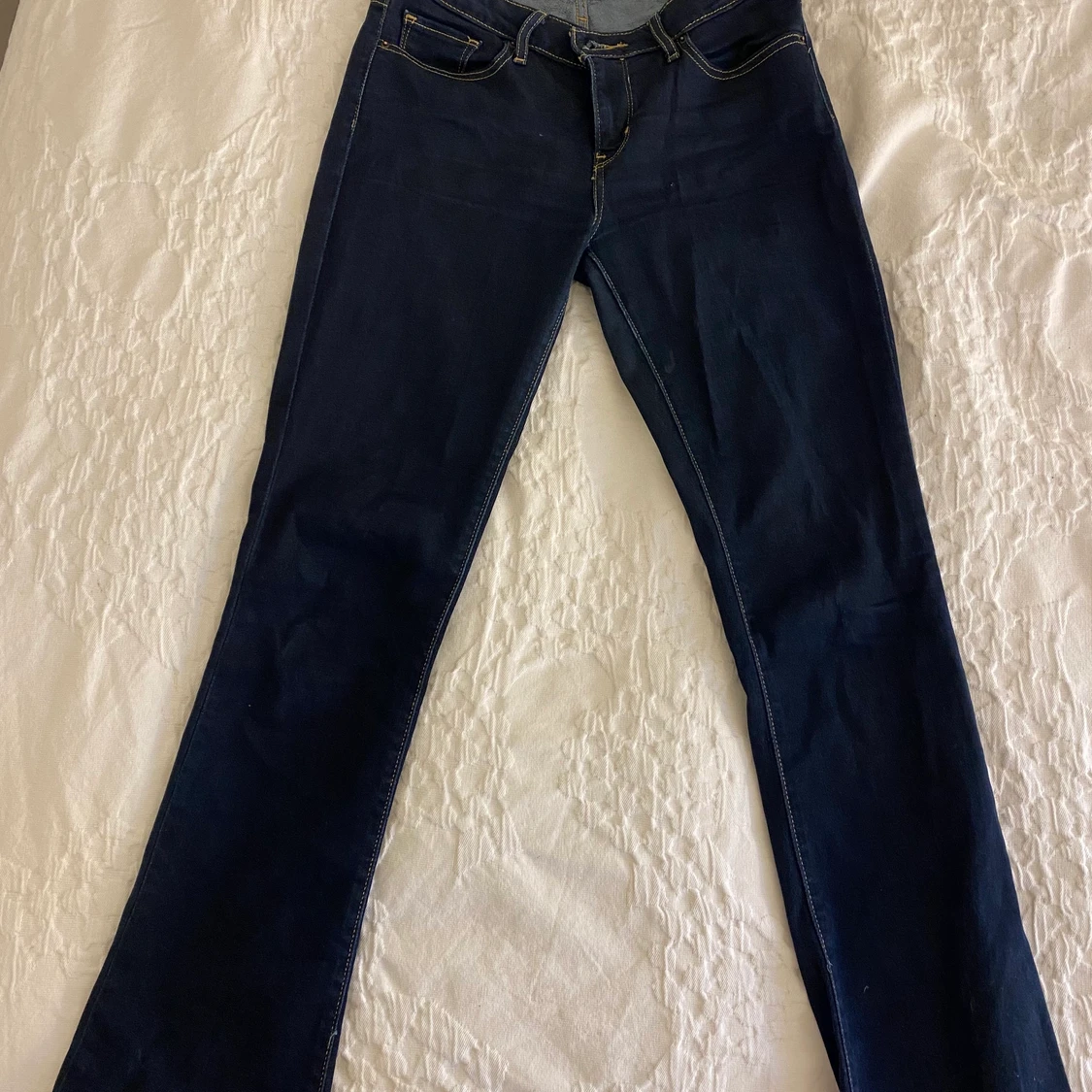 Levi’s bootcut lågmidjade jeans👖👖 - 90