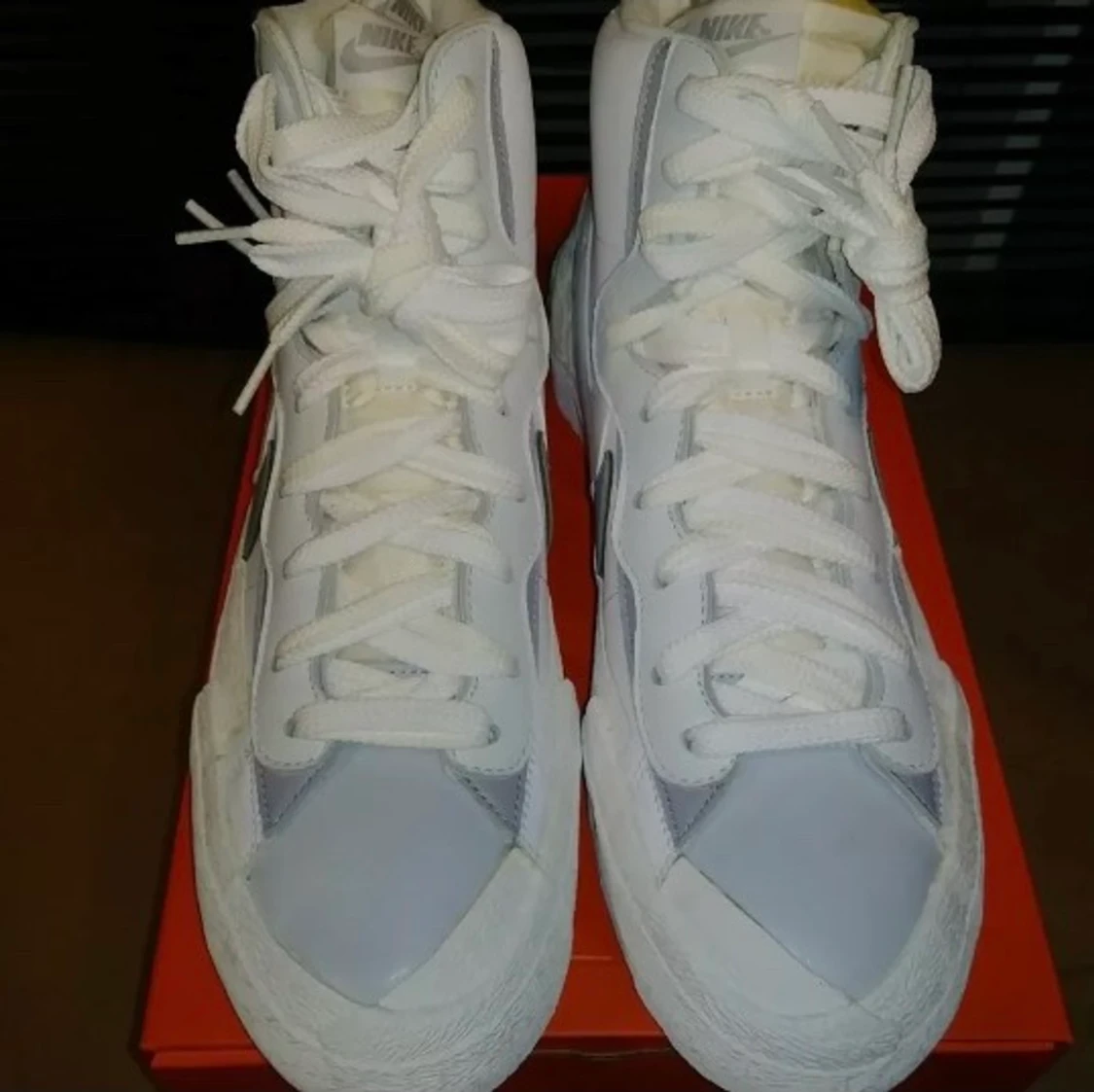 Nike Sacai Blazers - 90