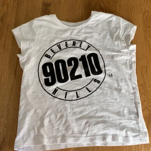 Tröja  - Har bara andväts i plag 