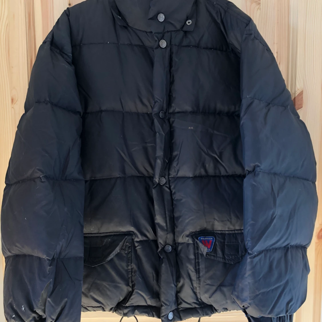 Puffjacka svart - 90