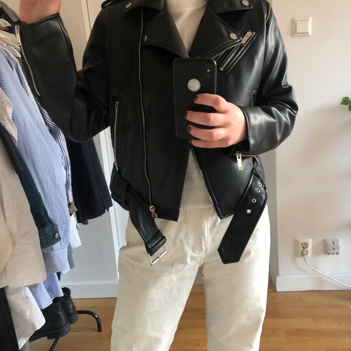 Bikerjacka från Zara i läderimitation💓