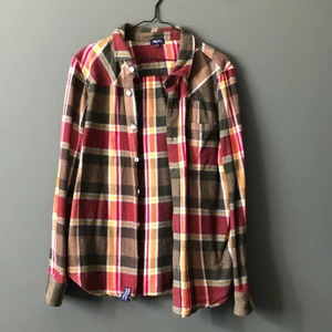 Flanellskjorta  - Fint skick. Har swish