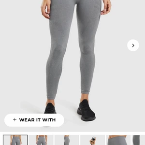 Gymshark  - Storlek S, helt oanvänt, inte ens öppnat så ligger kvar i sin förpackning. ny pris, 900kr