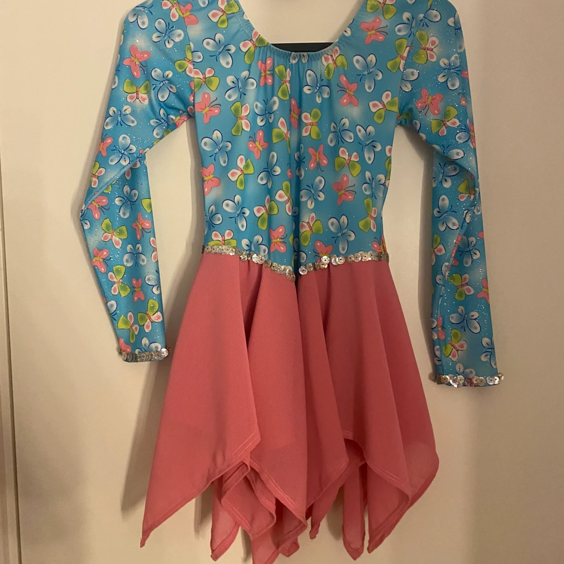 Konståkningsklänning