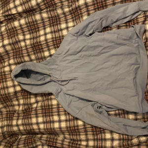 Tjocktröja - Blå tjocktröja