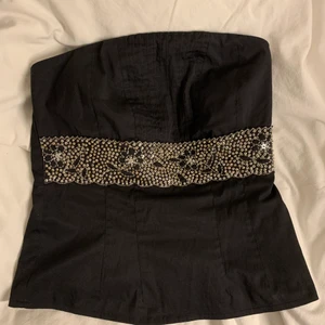 Tubtopp med glitter  - Så fin tubtopp från Part Two🙏🏼🙌🏼😍 uppskattningsvis storlek s 