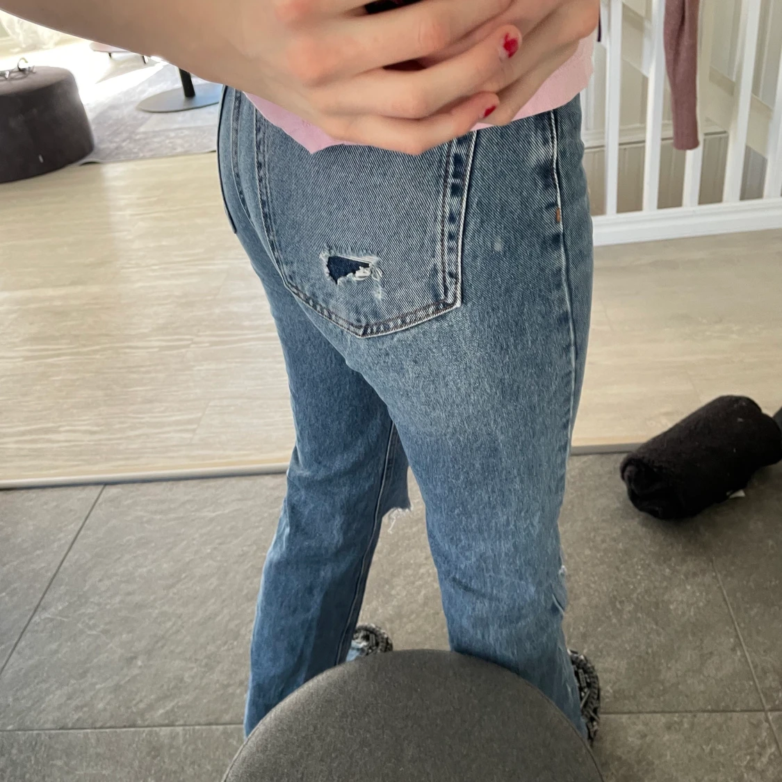 Jeans med slit  - 91