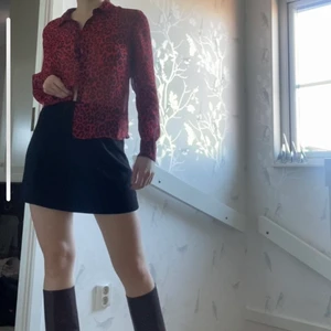 Djurig - Najs blus eller skjorta, lätt transparent