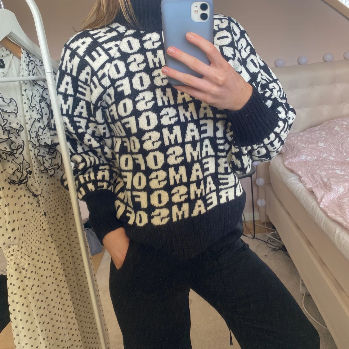 Stickad tröja  - 91