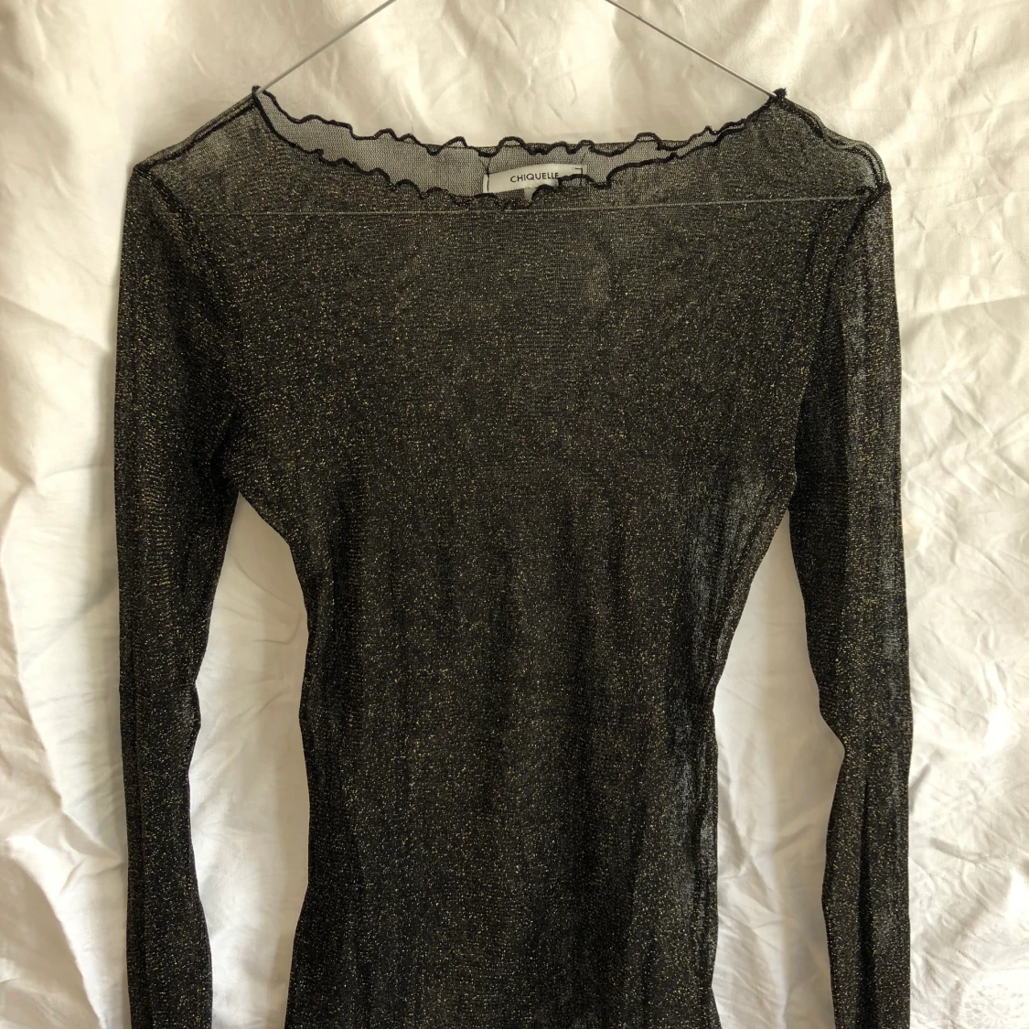 Guldglittrig meshtopp