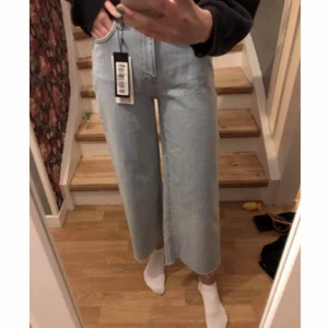 Jeans NAKD  - Helt oanvända jeans från nakd