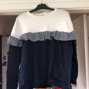 Fintröja  - Fin tröja som används en gång. 