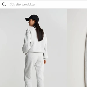 Gina tricot mjukisbyxor  - Super bekväma sköna mjukisbyxor från Gina! Stora fluffiga byxor perfekt när man vill vara bekväm! 