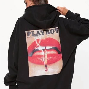 Playboy hoodie - Köpt begagnat använd fåtal gånger🤍