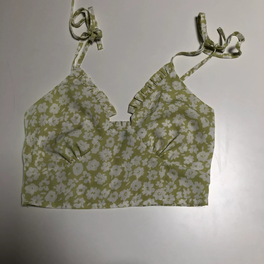 Topp från SHEIN men sjusterbara band