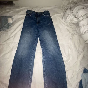 vida Jeans  - Väldigt fina jeans från zara!