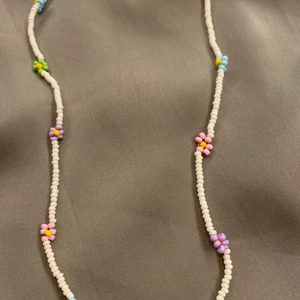 Smycken  - Halsband:45kr + 13kr frakt