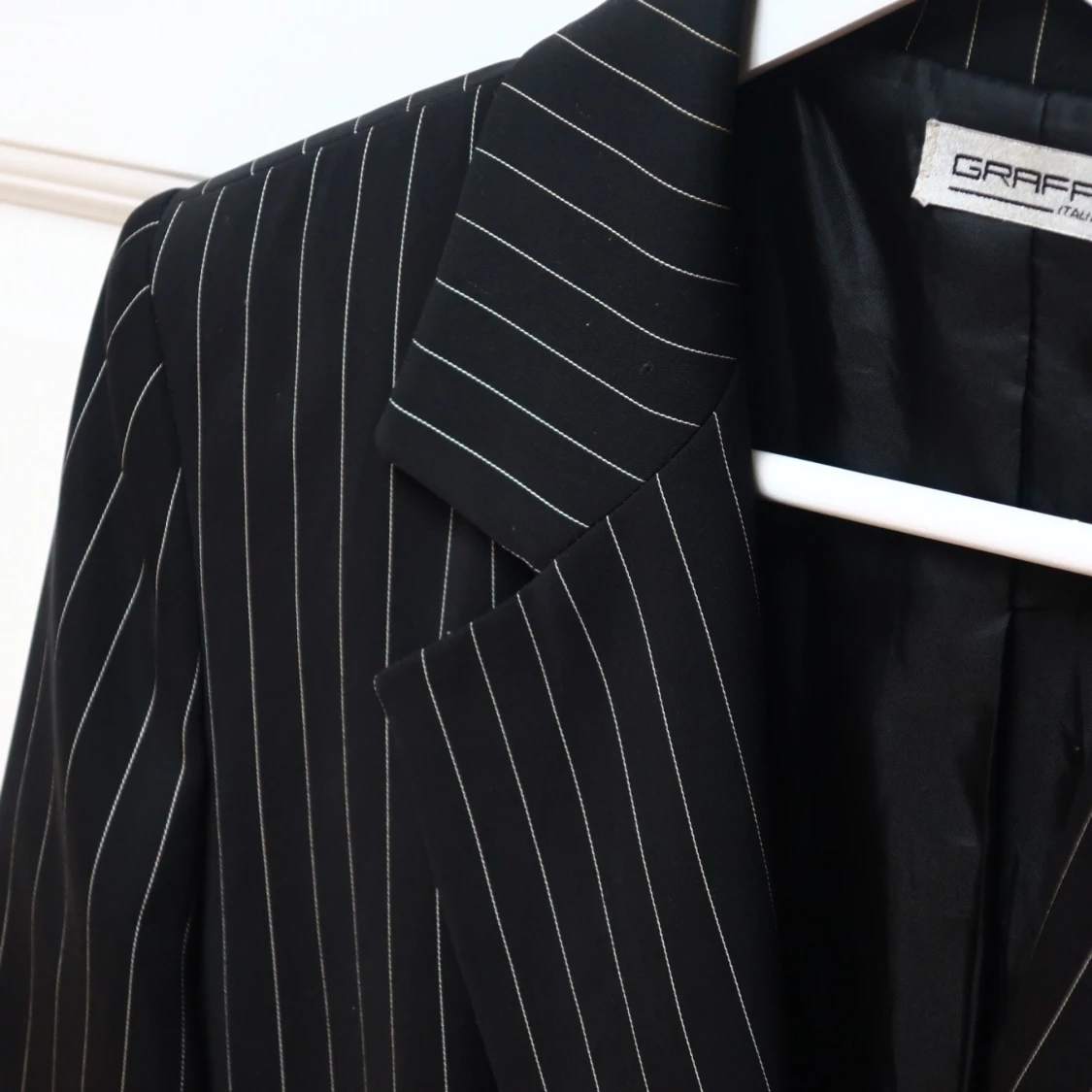 Kritstrecksrandig kavaj! - 91