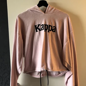 Kappa hoodie strl S  - Använt i gott skick
