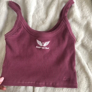 Linne - Fint linne från pull and bear! Köparen står för frakten. Skriv för mer detaljer!🌼