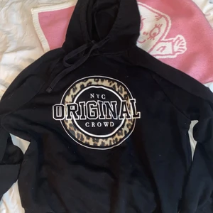 Hoodie  - Storlek m, super fin men andvänder inte så Mycket längre