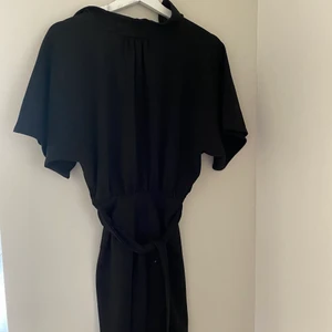 Klänning  - ✨ frakt inräknat i priset