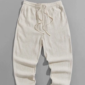 Linnebyxor  - De jättefina populära linnebyxor som tyvärr inte kommer till någon användning😊 Säljer för 150kr plus frakt på 66kr❤️ Kotakta gärna för egna bilder!