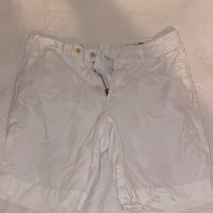 Ralph Lauren shorts - Säljer mina Ralph Lauren shorts som är i väldigt fint skick.