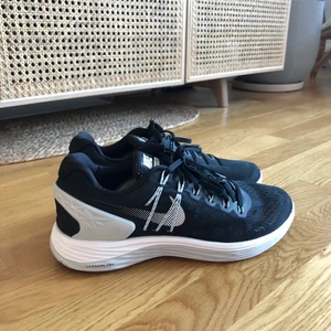 Nike running shoes - Oanvänd running for men