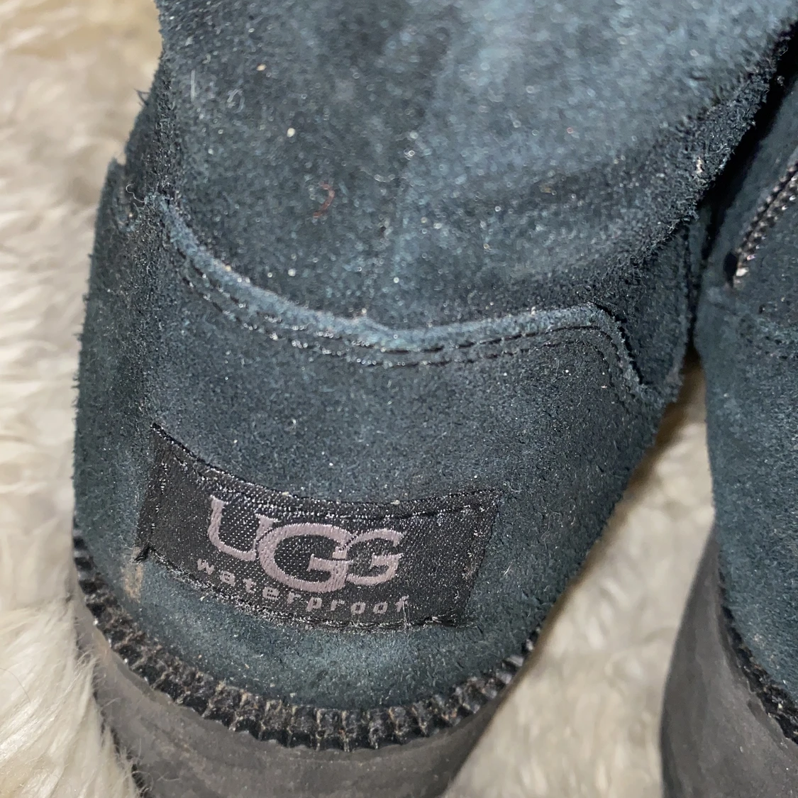 Uggs  - 90