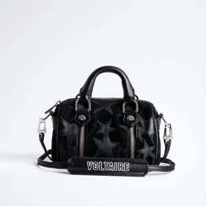 zadig sunny nano - Säljer min zadig sunny nano väska på grund av att den inte kommer till användning. Köpt förra julen, dustbag osv tillkommer. Skriv till mig privat för bilder och frågor vid intresse! Säljs till högst budande!