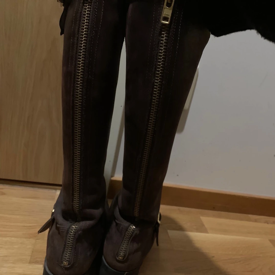 Johnny bulls bruna - 90