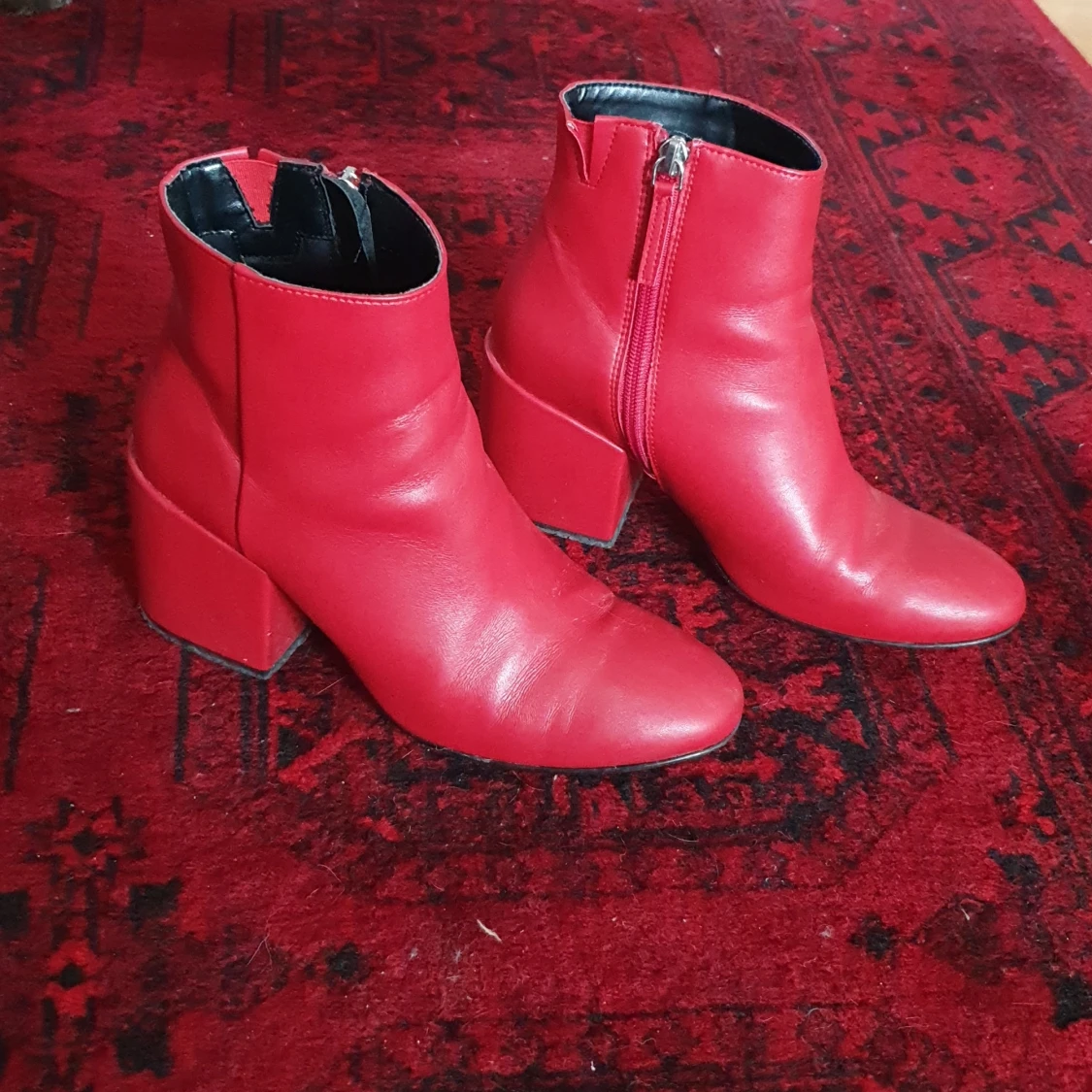 Röda boots