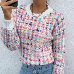 Pläd enkel tröja från SHEIN  - Denna tröja är jättefin och materialet är väldigt bra. Storleken är S men den är oversize. (Oanvänd )