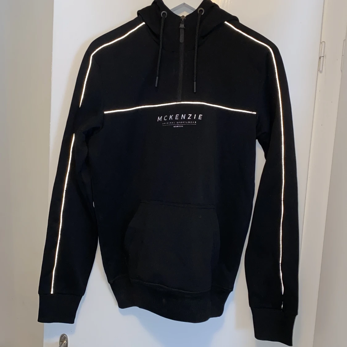 Mckenzie Hoodie storlek XS