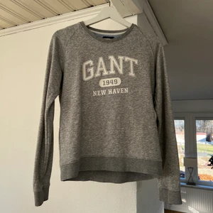 Gant tröja  - Gant tröja i nyskick! Frakt tillkommer på 66kr💗