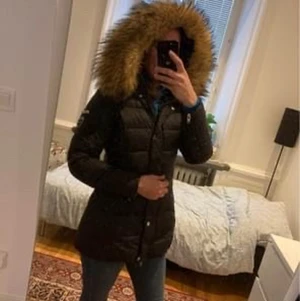 Rochandblue jacka !! - Endast använd vid två tillfällen. Så är i nyskick. 