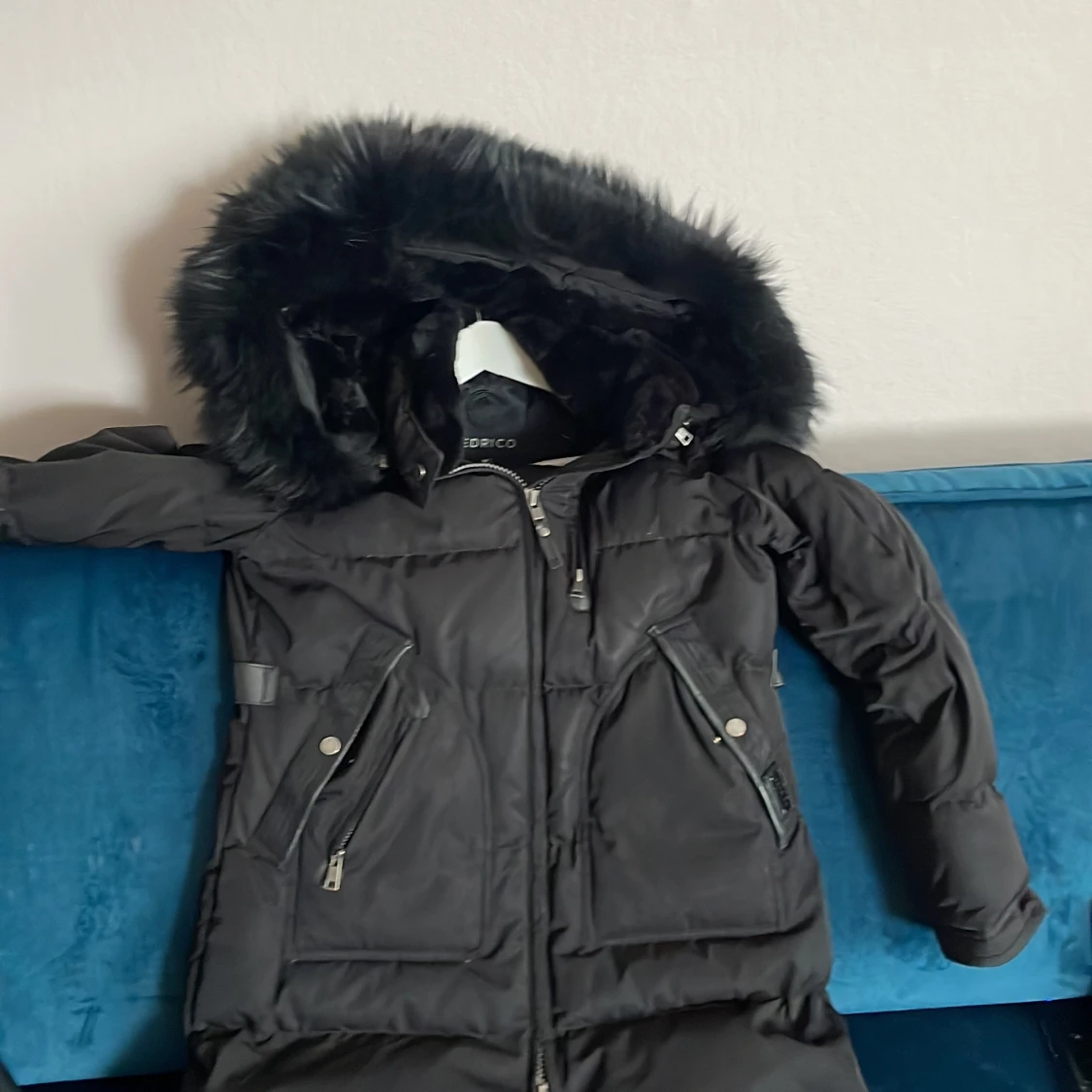 Cedrico Monet Vinterjacka storlek.M  - 90