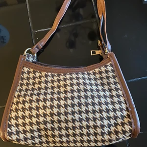 Väska - Söt liten väska . Ny!